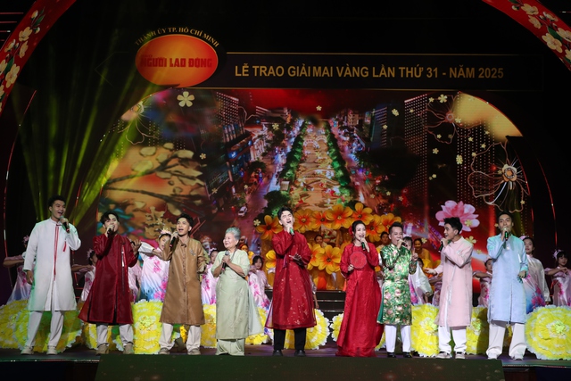 NSND Lệ Thủy, NSƯT Kim Tử Long c&ugrave;ng d&agrave;n nghệ sĩ gạo cội hội ngộ - Ảnh 1.