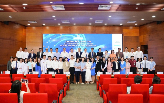 HƠN 350 Y B&Aacute;C SĨ C&Ugrave;NG X&Acirc;Y DỰNG GIẢI PH&Aacute;P MARKETING TRẢI NGHIỆM, HƯỚNG ĐẾN N&Acirc;NG CAO TRẢI NGHIỆM NGƯỜI BỆNH V&Agrave; PH&Aacute;T TRIỂN DỊCH VỤ Y TẾ - Ảnh 2.