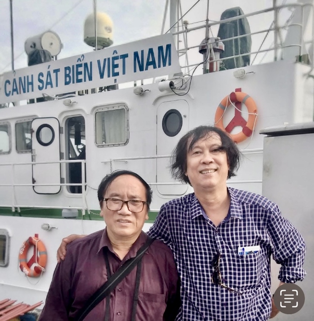 Trần Đăng Khoa với 'tiếng l&ograve;ng kh&ocirc;ng dễ n&oacute;i ra' - Ảnh 4.