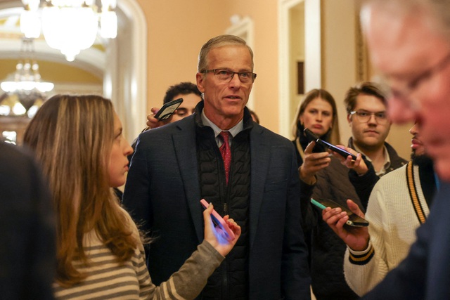 Thượng viện Mỹ thông qua dự luật ngân sách, chính phủ vẫn phải đóng cửa tạm thời - Ảnh 1.