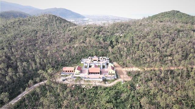 B&agrave;n ch&acirc;n ti&ecirc;n tại ch&ugrave;a Ch&acirc;n Ti&ecirc;n: Di t&iacute;ch c&aacute;ch mạng quan trọng ở H&agrave; Tĩnh - Ảnh 2.