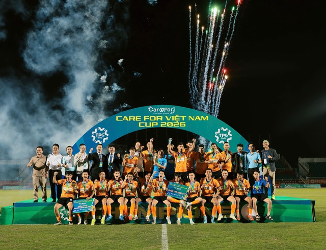 Khán giả hào hứng, phấn khích với giải bóng đá tứ hùng Care For Việt Nam 2026- Ảnh 4. Khán giả hào hứng, phấn khích với giải bóng đá tứ hùng Care For Việt Nam 2026- Ảnh 4.