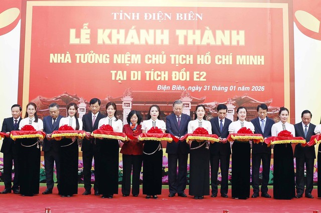 Tổng Bí thư dự lễ khánh thành Nhà tưởng niệm Chủ tịch Hồ Chí Minh tại Điện Biên- Ảnh 2. Tổng Bí thư dự lễ khánh thành Nhà tưởng niệm Chủ tịch Hồ Chí Minh tại Điện Biên- Ảnh 2.