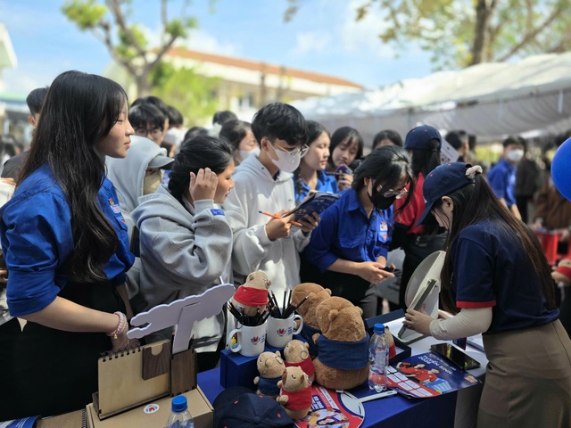 Lo c&ocirc;ng nghệ t&aacute;c động tới lựa chọn ng&agrave;nh học - Ảnh 1.