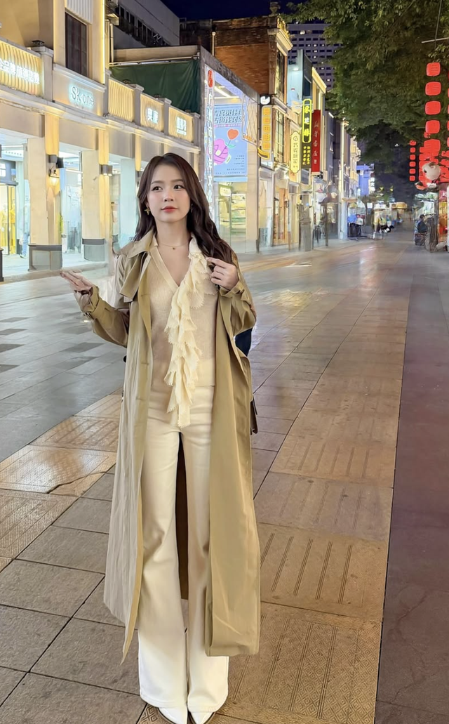 Quần trắng, món đồ cơ bản giúp tổng thể trang phục sáng bừng  - Ảnh 7.