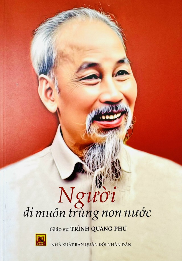 Nh&agrave; thơ Trần Đăng Khoa: 'Viết về B&aacute;c rất kh&oacute; nhưng anh Tr&igrave;nh Quang Ph&uacute; đ&atilde; l&agrave;m xuất sắc'- Ảnh 1.