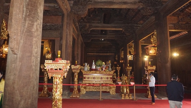 Hướng dẫn viên ở di tích Lam Kinh tường trình việc nói về quân Tây Sơn- Ảnh 1. Hướng dẫn viên ở di tích Lam Kinh tường trình việc nói về quân Tây Sơn- Ảnh 1.