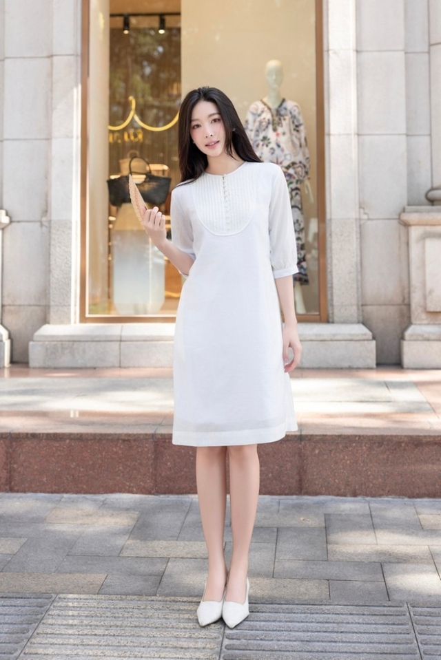 Khi váy suông chọn đứng ngoài cuộc đua phom dáng Khi váy suông chọn đứng ngoài cuộc đua phom dáng - Ảnh 8.