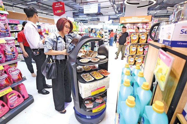 Saigon Co.op khẳng định vai trò trụ cột của bán lẻ nội địa - Ảnh 2.