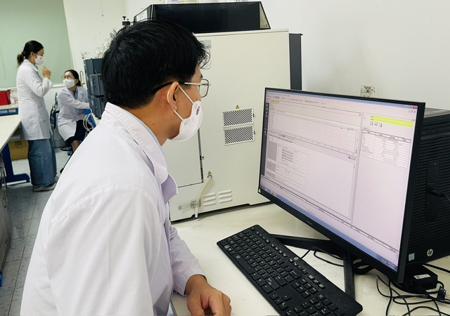 Siết quản lý mỹ phẩm: Trách nhiệm nhà sản xuất, kinh doanh được đặt lên hàng đầu- Ảnh 2. Siết quản lý mỹ phẩm: Trách nhiệm nhà sản xuất, kinh doanh được đặt lên hàng đầu- Ảnh 2.