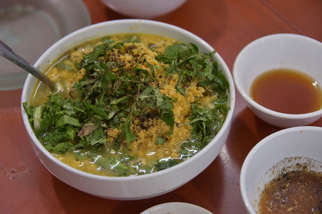 Về xứ Mường: 'Quái ngư' sông Đà trong cỗ lá Mường - Ảnh 1.