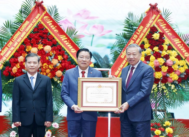 ‘Ngành nội chính là hiện thân cho quyết tâm phòng, chống tham nhũng, lãng phí, tiêu cực’- Ảnh 3. ‘Ngành nội chính là hiện thân cho quyết tâm phòng, chống tham nhũng, lãng phí, tiêu cực’- Ảnh 3.