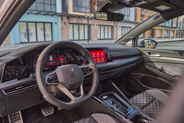 &Ocirc; t&ocirc; &lsquo;dầm mưa d&atilde;i nắng&rsquo; đối mặt hư hỏng n&agrave;o?- Ảnh 3.