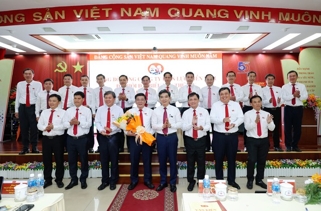 10 dấu ấn nổi bật của  EVNSPC trong năm 2025 - Ảnh 1.