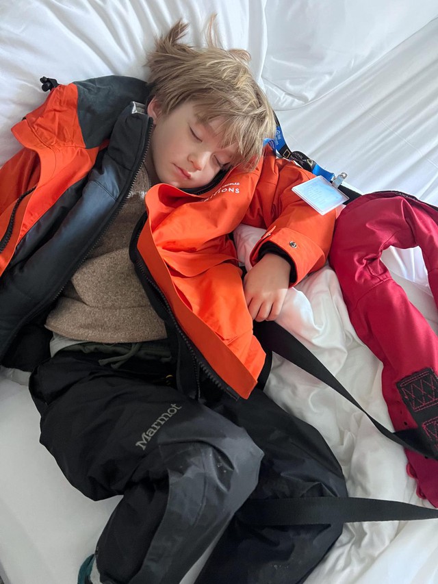 Cậu bé đi du lịch nhiều nhất thế giới, 7 tuổi đặt chân đến 7 châu lục- Ảnh 3.