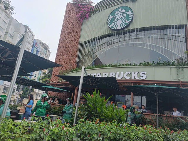 Choáng: Starbucks Việt Nam bất ngờ giá 0 đồng trên ứng dụng, đơn hàng tăng đột biến- Ảnh 3. Choáng: Starbucks Việt Nam bất ngờ giá 0 đồng trên ứng dụng, đơn hàng tăng đột biến- Ảnh 3.