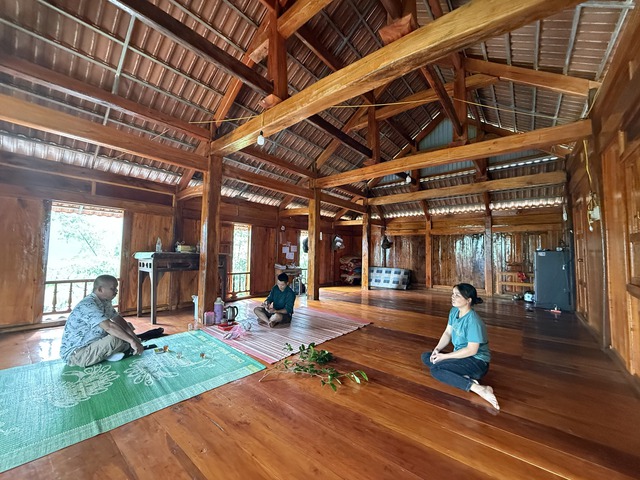 Về xứ Mường: Câu hò xin thần rừng và nhà lang cuối cùng Về xứ Mường: Câu hò xin thần rừng và nhà lang cuối cùng - Ảnh 3.