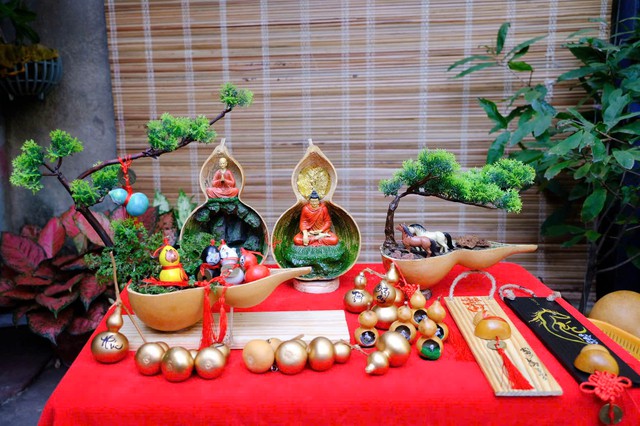 H&ocirc; biến quả bầu hồ l&ocirc; th&agrave;nh những t&aacute;c phẩm độc đ&aacute;o - Ảnh 2.