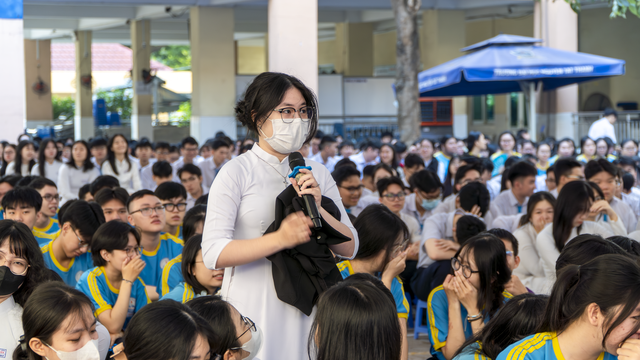 'AI n&oacute;i dối đại t&agrave;i, vẽ ra chuyện lịch sử cực logic nhưng kh&ocirc;ng c&oacute; thật'- Ảnh 3.