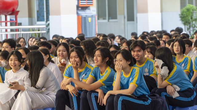 'AI n&oacute;i dối đại t&agrave;i, vẽ ra chuyện lịch sử cực logic nhưng kh&ocirc;ng c&oacute; thật'- Ảnh 4.