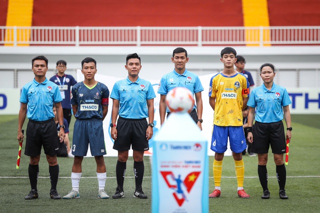 Từ trọng tài V-League đến HLV đội tân binh sinh viên: Lấy U.23 Việt Nam làm tấm gương sáng- Ảnh 1. Từ trọng tài V-League đến HLV đội tân binh sinh viên: Lấy U.23 Việt Nam làm tấm gương sáng- Ảnh 1.
