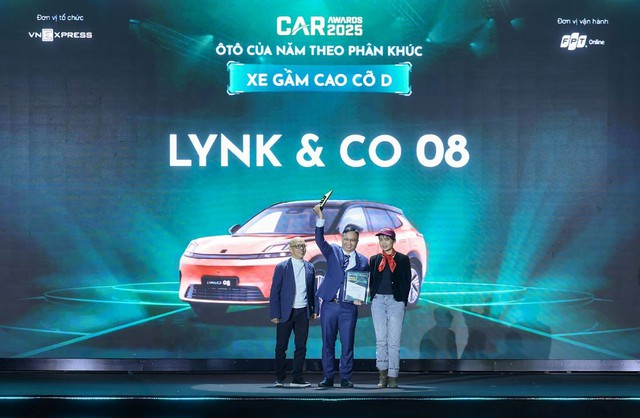 Lynk&Co chiến thắng danh hiệu &lsquo;&Ocirc; t&ocirc; của năm 2025 - Xe gầm cao cỡ D&rsquo; - Ảnh 1.