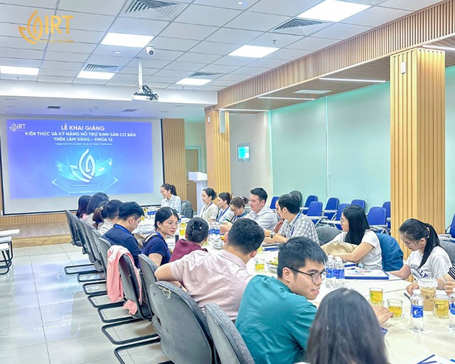 Hội thảo khoa học quản lý và điều trị vết thương mãn tính, biến chứng thẩm mỹ - Ảnh 2.