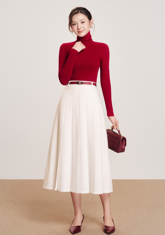 Quần ống loe, chân váy bút chì... tôn chân dài và còn dễ phối đồ Quần ống loe, chân váy bút chì... tôn chân dài và còn dễ phối đồ- Ảnh 9.