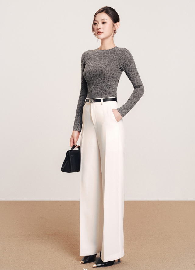 Quần ống loe, chân váy bút chì... tôn chân dài và còn dễ phối đồ Quần ống loe, chân váy bút chì... tôn chân dài và còn dễ phối đồ- Ảnh 3.