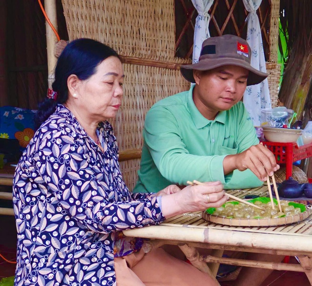 Độc lạ mứt c&agrave; ph&aacute;o khiến nhiều người t&ograve; m&ograve; dịp cận tết, hương vị thế n&agrave;o? - Ảnh 2.