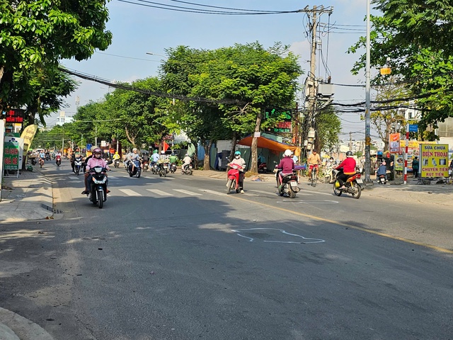 Nỗi lo mất an to&agrave;n giao th&ocirc;ng giao lộ Dương Thị Mười - T&acirc;n Thới Hiệp 21- Ảnh 3.