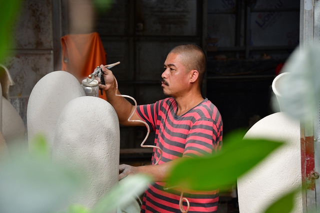 Độc đ&aacute;o gốm Mường - Ảnh 1.