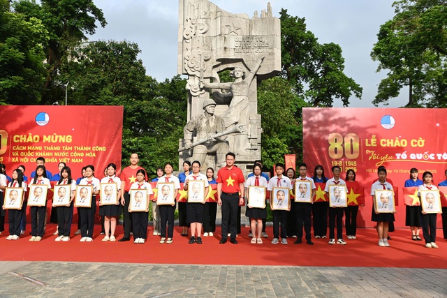 Top 10 c&ocirc;ng tr&igrave;nh thanh ni&ecirc;n ti&ecirc;u biểu to&agrave;n quốc năm 2025- Ảnh 3.