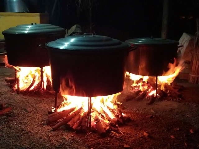 Chuyện tử tế: Bếp ch&aacute;o nghĩa t&igrave;nh ở c&ugrave; lao T&acirc;n Lộc - Ảnh 2.