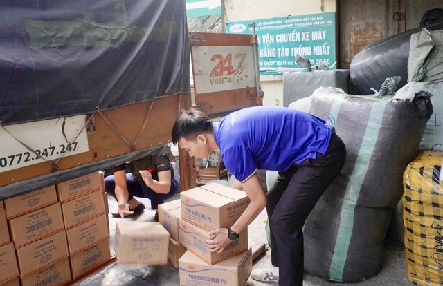 Tạm dừng sản xuất, Công ty CP Đồ hộp Hạ Long vẫn chi lương cho công nhân- Ảnh 2. Tạm dừng sản xuất, Công ty CP Đồ hộp Hạ Long vẫn chi lương cho công nhân- Ảnh 2.