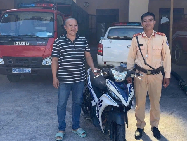 CSGT T&acirc;y Ninh gi&uacute;p người d&acirc;n t&igrave;m được xe sau gần 12 năm bị trộm - Ảnh 1.