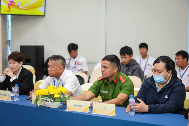 Giải TNSV cập nhật luật mới như VCK U.23 ch&acirc;u &Aacute; 2026, rất b&agrave;i bản v&agrave; chuy&ecirc;n nghiệp - Ảnh 4.