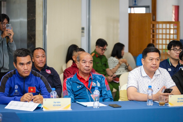 Giải TNSV cập nhật luật mới như VCK U.23 ch&acirc;u &Aacute; 2026, rất b&agrave;i bản v&agrave; chuy&ecirc;n nghiệp - Ảnh 3.