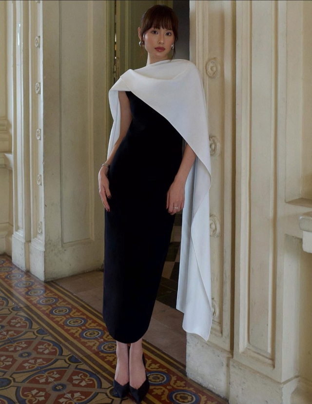 Phong cách tối giản thanh lịch được lòng quý cô hiện đại- Ảnh 6.