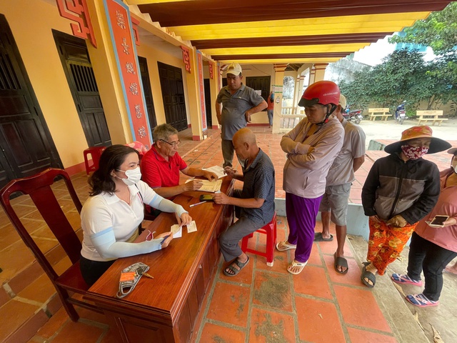 Một phường tại Khánh Hòa phát sinh gần 35.000 nhân khẩu cần hỗ trợ sau lụt- Ảnh 1. Một phường tại Khánh Hòa phát sinh gần 35.000 nhân khẩu cần hỗ trợ sau lụt- Ảnh 1.