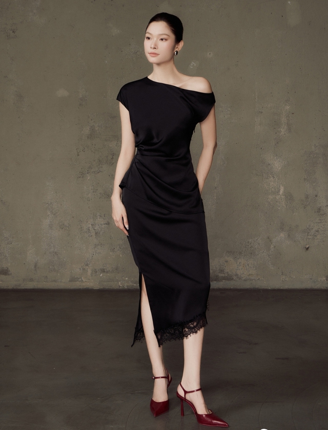 Đầm đen, lựa chọn an toàn nhưng nổi bật cho mọi bữa tiệc - Ảnh 3.
