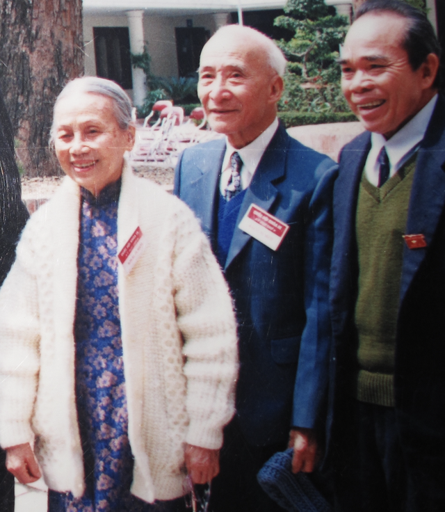 B&agrave; L&ecirc; Thị Xuyến - diễn giả nữ đầu ti&ecirc;n ph&aacute;t biểu tại Quốc hội- Ảnh 1.