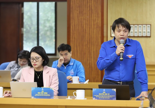 Đổi tên Giải thưởng 15 tháng 10 thành Giải thưởng Nguyễn Chí thanh cho thế hệ trẻ - Ảnh 2. Đổi tên Giải thưởng 15 tháng 10 thành Giải thưởng Nguyễn Chí thanh cho thế hệ trẻ - Ảnh 2.