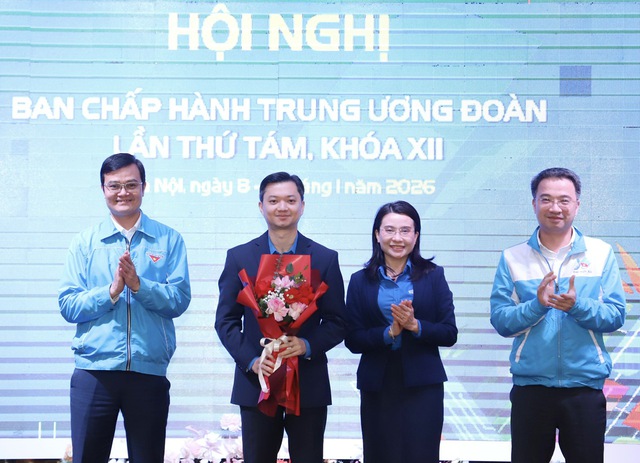 Cần hết sức quan t&acirc;m đến c&ocirc;ng t&aacute;c c&aacute;n bộ Đo&agrave;n- Ảnh 3.