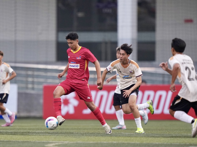 HLV đội Trường ĐH T&ocirc;n Đức Thắng giải m&atilde; trận thắng 6 sao ng&agrave;y khai m&agrave;n - Ảnh 2.