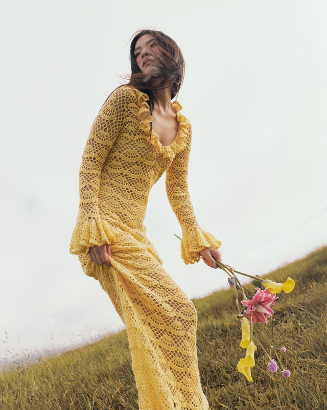 Gam màu không thể thiếu vào mùa đông, giúp nàng thể hiện cá tính riêng- Ảnh 2.