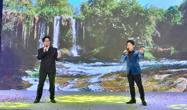 Thanh Lam, Trọng Tấn... h&aacute;t mừng thanh xu&acirc;n của b&aacute;o Thanh Ni&ecirc;n - Ảnh 6.