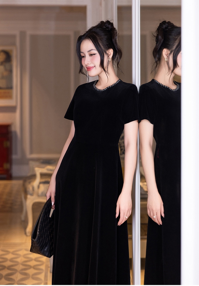 Váy dáng dài từ lụa, nhung the, organza đặc sắc, hoàn hảo cho mùa lạnh- Ảnh 2.