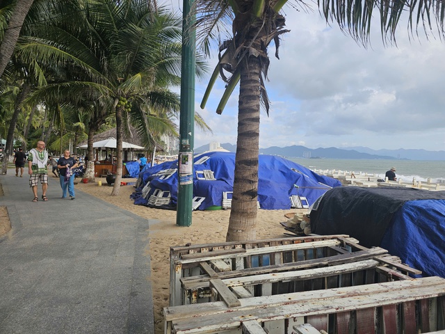 Nhân viên dọa đánh du khách, chủ quán bar ở Nha Trang bị xử phạt- Ảnh 2. Nhân viên dọa đánh du khách, chủ quán bar ở Nha Trang bị xử phạt- Ảnh 2.