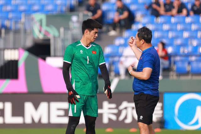 U.23 Việt Nam 0-0 U.23 Kyrgyzstan, VCK ch&acirc;u &Aacute; 2026: Tung đ&ograve;n quyết định - Ảnh 1.